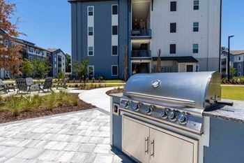 Grill stations